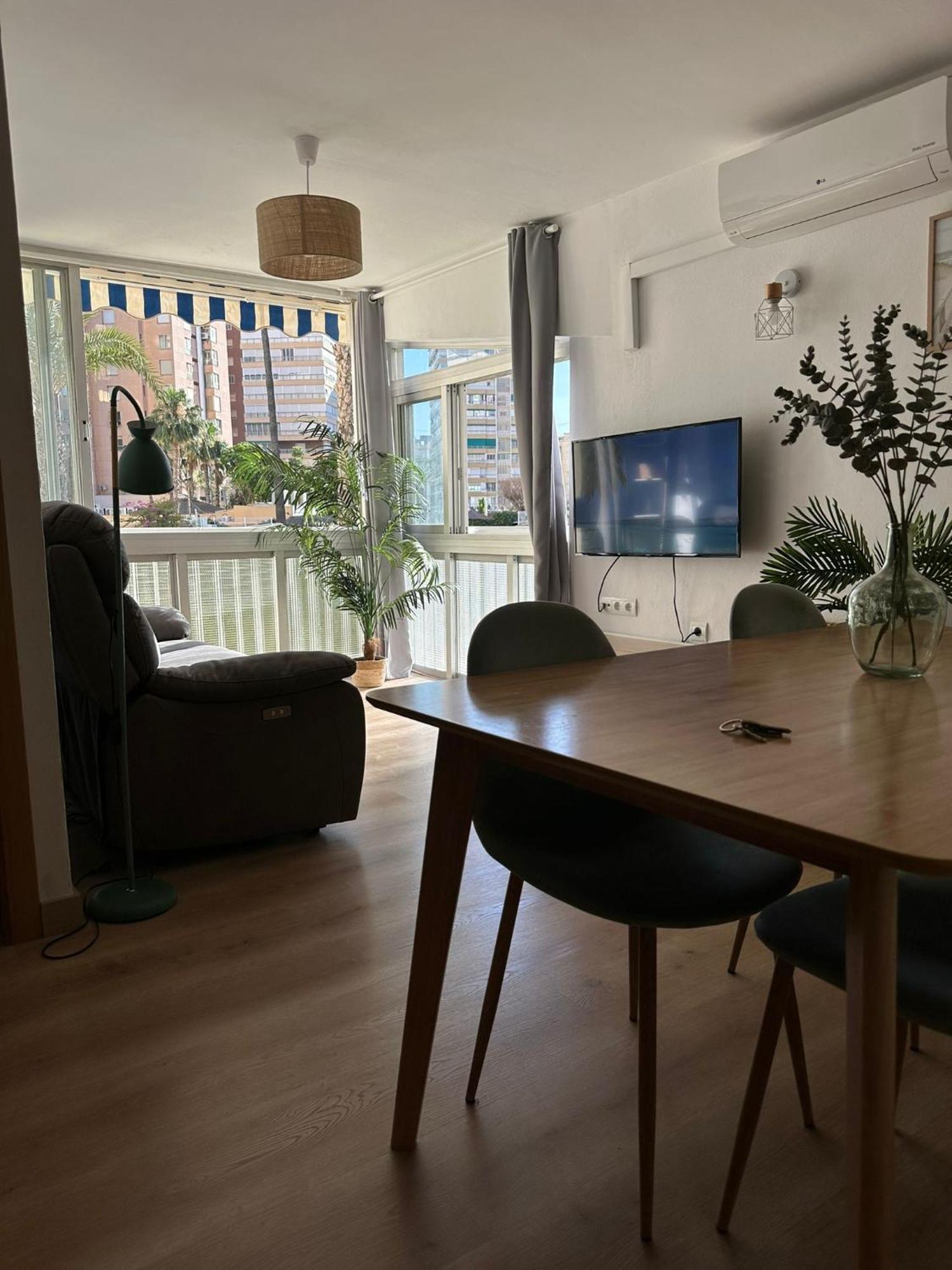 Apartamento Marval Playa De Levante Benidorm Bagian luar foto